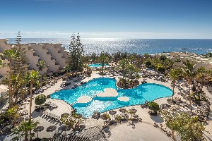 Hotel s bazénem