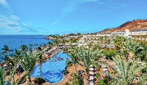 Hotel s bazénem