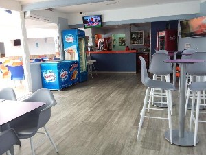 bar