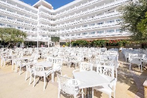 Restaurant/bars
