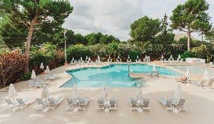 Hotel s bazénem