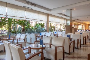 Lounge Bar