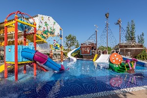 Pirate Boat Pool