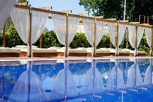 Chill Out Pool