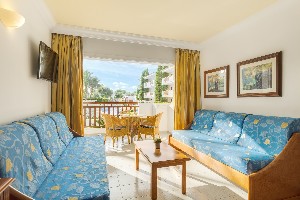 One Bedroom Apartment