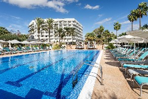 Hotel s bazénem