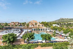 Hotel s bazénem
