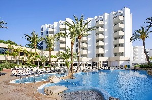 Hotel s bazénem