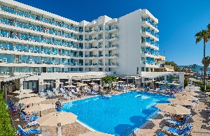 Hotel s bazénem