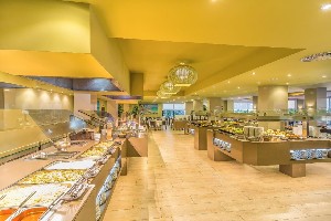 restaurant/bar
