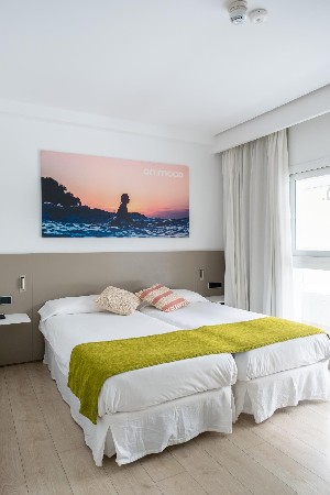 Hotel ONMOOD CALA RATJADA BY PORTBLUE HOTELS (EX COOEE CALA RATJADA) wakacje