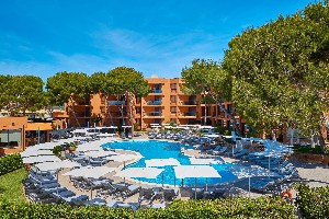Hotel s bazénem