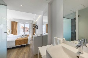 Hotel WELIKEHOTEL TRITON BEACH wakacje