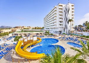 Hotel s bazénem