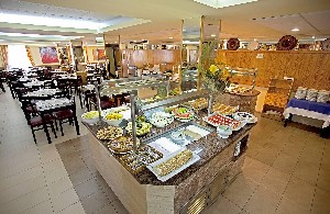 Restaurant/bars