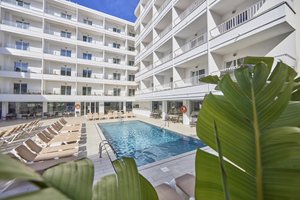 Hotel s bazénem
