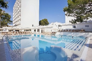 Hotel s bazénem