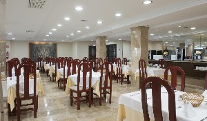 Restaurant/bars