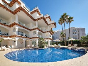 Hotel s bazénem