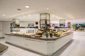 Restaurant/bars