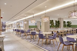 Restaurant/bars