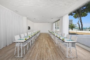 Meeting Rooms 