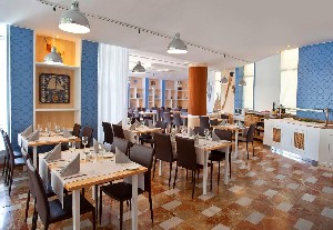 Hotel VISTASOL APARTMENTS wakacje