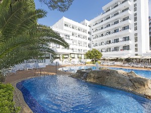 Hotel s bazénem