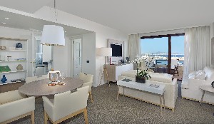 Red Level Grand Suite