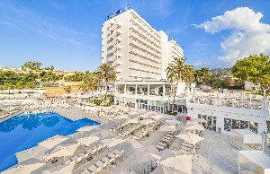 Hotel s bazénem