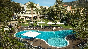 Hotel s bazénem