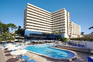 Hotel s bazénem