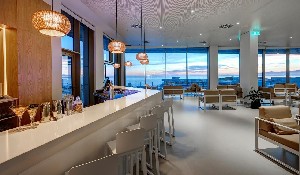 Restaurant/bars