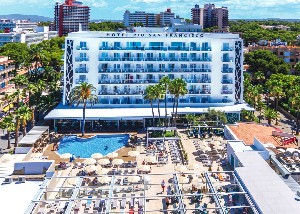 Hotel s bazénem