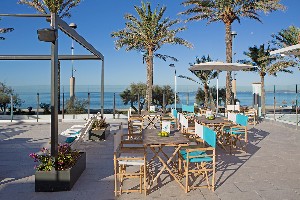 Pool Bar