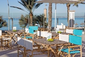 Pool Bar