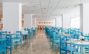 Restaurant/bars