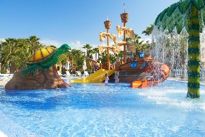 splash pool