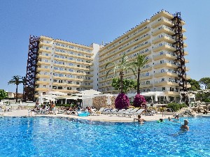 Hotel s bazénem