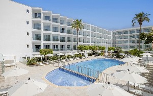 Hotel s bazénem