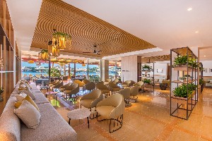 Lobby Bar