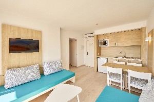 1 Bedroom Sea View Apartment