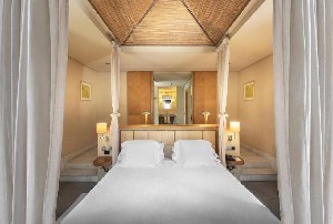sample room