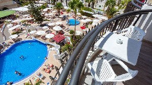 pool view