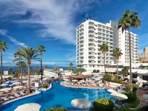 Hotel s bazénem