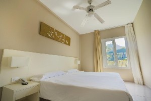 Hotel LOS OLIVOS BEACH RESORT wakacje