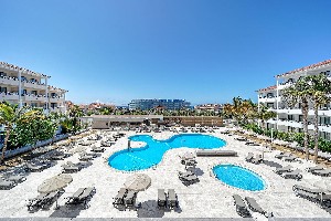 Hotel s bazénu 