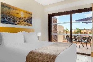 Hotel ROYAL SUNSET BEACH CLUB wakacje
