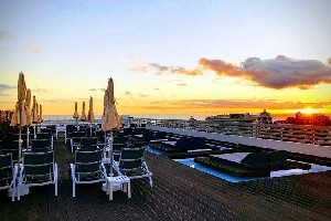 Hotel CORAL SUITES & SPA wakacje