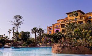 Hotel s bazénem